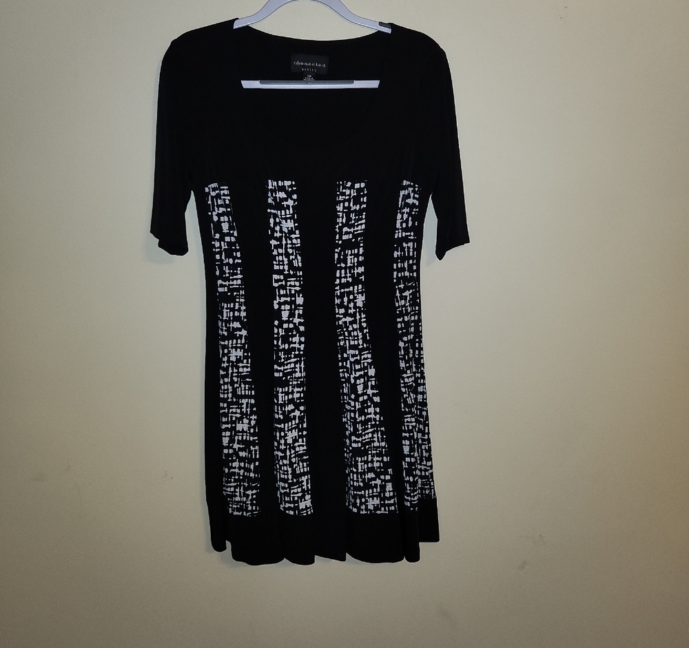 Connected Apparel Chic Black and White Mini Dress 10P